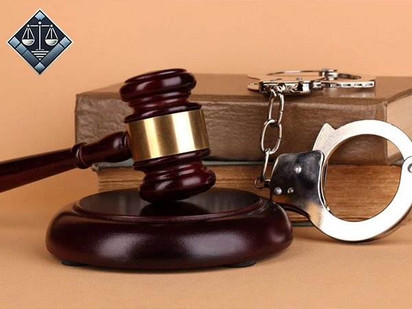 جرایم کیفری چیست؟ معرفی دسته_بندی_ها و تفاوت با دعاوی حقوقی